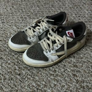 used preschool kids travis scott 1s